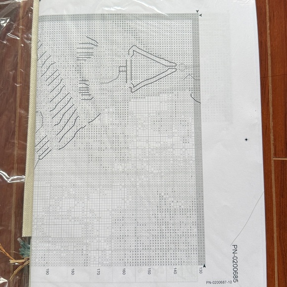 LanArte Embroidery Kit with Blue and Orange Design - Picture 3 of 3